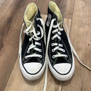 Black converse high tops